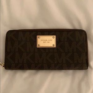 Michael Kors MK Wallet